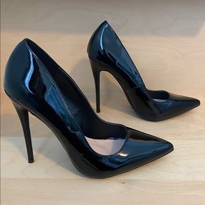 Black patent heels